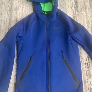 Nike therms-fit jacket